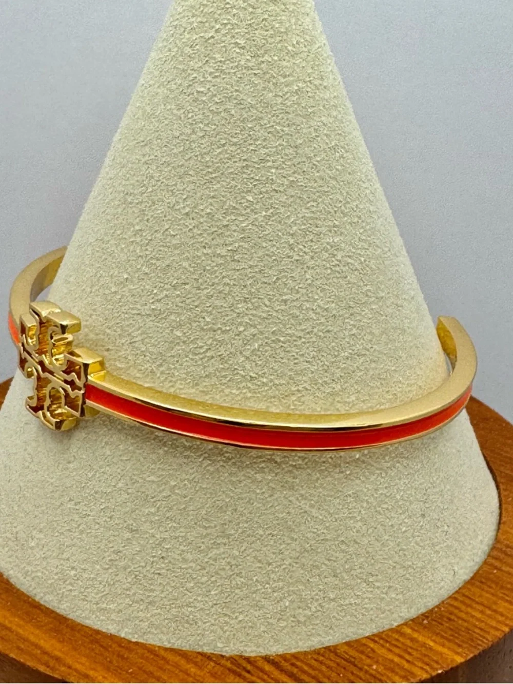 Tory Burch Britten Logo Cuff Bracelet 🍊